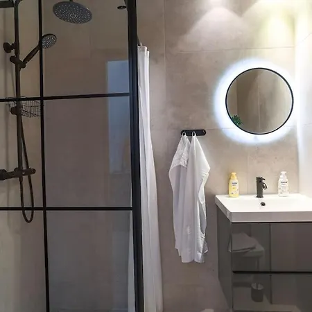 Cozy-livings Altbau Mit Terrasse Und Kueche Am Stadtpark Апартаменты *